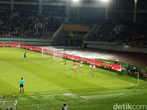 Skor 1-1 Tutup Babak Pertama Persis Solo Vs Barito Putera