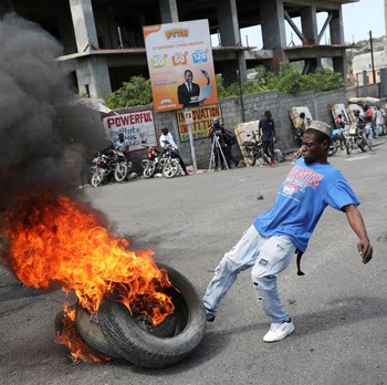 PM Haiti 'Kabur', Kacau Darurat Nasional hingga Ancaman Perang Saudara