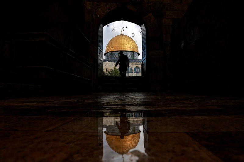 Suasana masjid Al-Aqsa di Kota Tua, Yerusalem. (REUTERS/Ammar Awad)