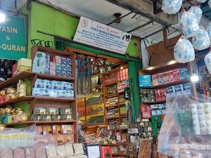 Cerita Pedagang Kurma di Tanah Abang soal Pembeli Khawatir Produk Israel