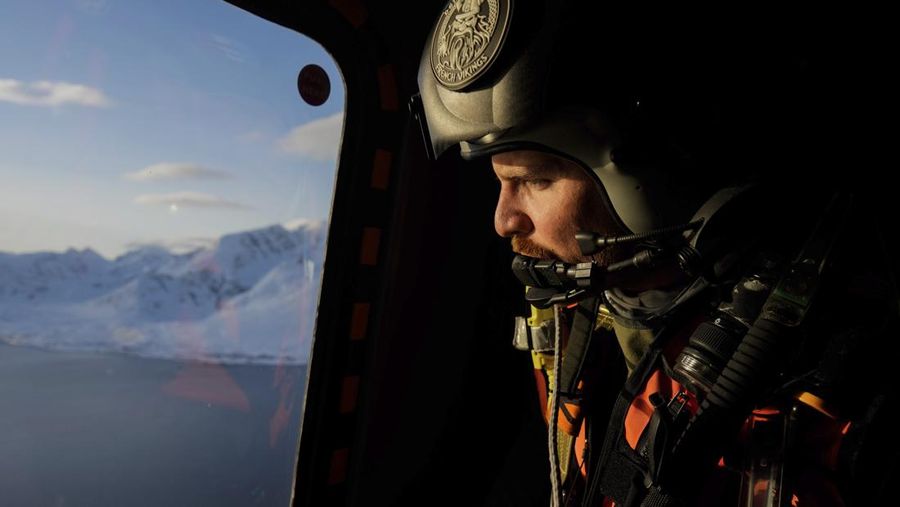 NATO menggelar latihan tempur besar-besaran di fjord Norwegia Utara. (AP/Heiko Junge)