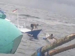 Hendak Piknik, Perahu Motor Angkut 36 Penumpang Terbalik di Kupang