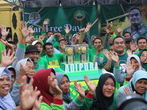 Piala Adipura Kota Kecil Terbersih Diarak Keliling Alun-alun Blora