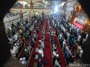 Jadwal Sholat Bandung dan Sekitarnya, Selasa 8 Oktober 2024
