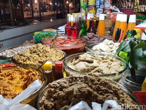 Bumbu Giling Jadi Pilihan Emak-emak Masak Sahur dan Buka: Praktis dan Murah