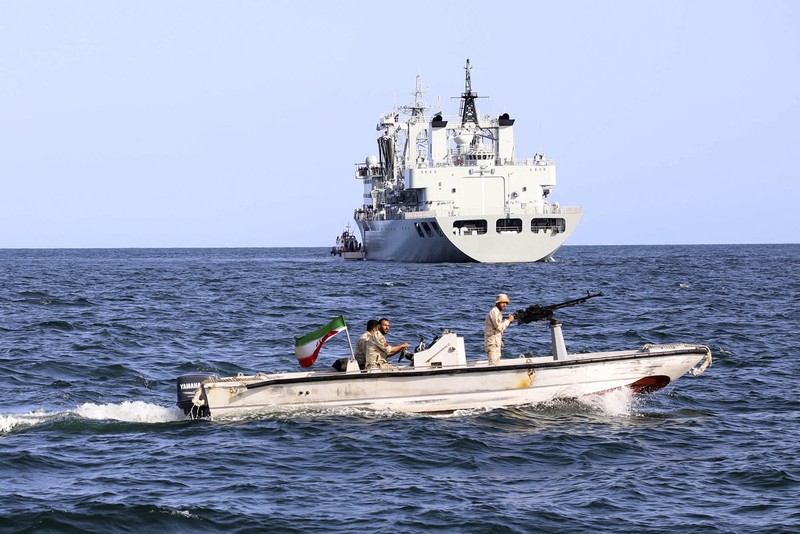 Iran akan memulai latihan angkatan laut gabungan dengan Rusia dan China di bagian utara Samudera Hindia, kata media pemerintah Selasa (12/3). (Iranian Army via AP) Iran akan memulai latihan angkatan laut gabungan dengan Rusia dan China di bagian utara Samudera Hindia, kata media pemerintah Selasa (12/3). (Iranian Army via AP)