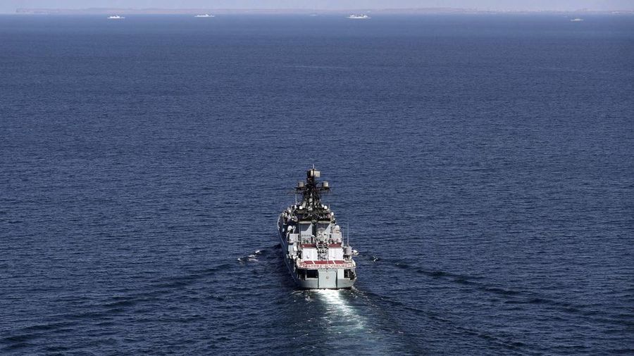 Iran akan memulai latihan angkatan laut gabungan dengan Rusia dan China di bagian utara Samudera Hindia, kata media pemerintah Selasa (12/3). (Iranian Army via AP)