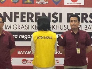WN Jepang DPO Kasus Penipuan yang Diamankan di Batam Dideportasi via Jakarta