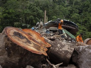 Sudah 8 Hari, 5 Warga Hilang Akibat Banjir-Longsor di Sumbar Belum Ditemukan