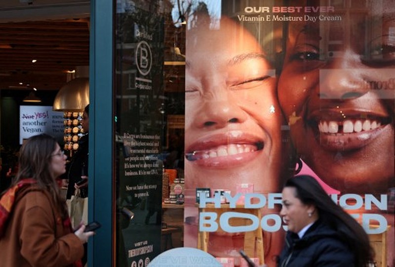 Perusahaan kosmetika ternama di dunia, The Body Shop bangkrut dan menutup ratusan tokonya d Amerika Serikat dan Kanada. Operasional perusahaan tertekan inflasi. (Getty Images via AFP/SCOTT OLSON) Perusahaan kosmetika ternama di dunia, The Body Shop bangkrut dan menutup ratusan tokonya d Amerika Serikat dan Kanada. Operasional perusahaan tertekan inflasi. (Getty Images via AFP/SCOTT OLSON)