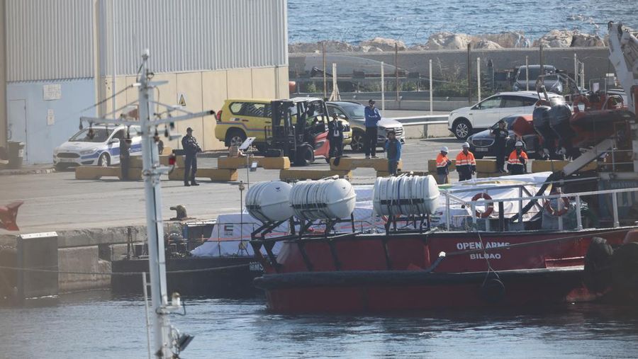 U.S. Air Force drops humanitarian aid for Gaza residents, in this screengrab from a video released on March 5, 2024. US Central Command via X/Handout via REUTERS    THIS IMAGE HAS BEEN SUPPLIED BY A THIRD PARTY