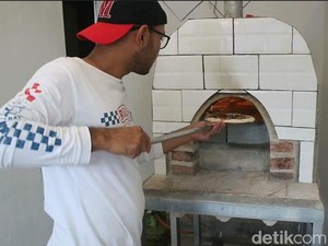 Sulap Garasi Jadi Tempat Memanggang Pizza Peluang Usaha saat Ramadan