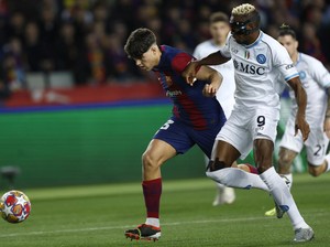 Pau Cubarsi: Debut Liga Champions, Lolos dari Penalti, Jadi Pemain Terbaik