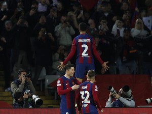 Barcelona Ungguli Napoli 2-1 di Babak Pertama