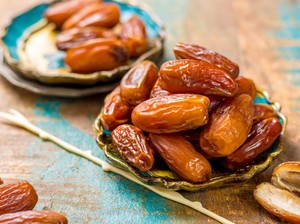 10 Makanan yang Efektif Menambah Trombosit, Ada Pepaya hingga Kurma