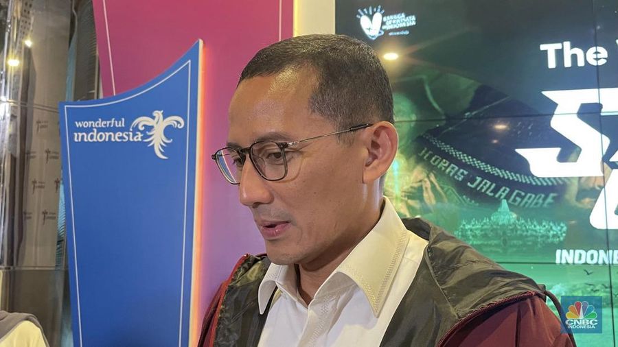 Menteri Pariwisata dan Ekonomi Kreatif (Menparekraf), Sandiaga Uno saat ditemui media di Gedung Sapta Pesona, Jakarta. (²©²ÊÍøÕ¾/Rindi Salsabilla)
