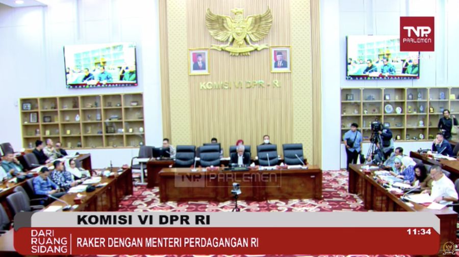 Menteri Perdagangan, Zulkifli Hasan saat memberikan pemaparan di DPR RI. (Tangkapan layar Youtube DPR RI)