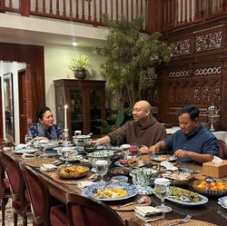 Prabowo Unggah Foto Bukber sama Titiek dan Didit, Tanda Rujuk?