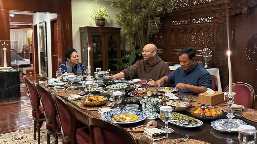 Prabowo Subianto makan malam bersama dengan keluarga. (Tangkapan layar instagram @prabowo)