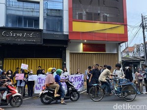Aktivis Surabaya Tekankan Soal Ruang Aman di Hari Perempuan Internasional