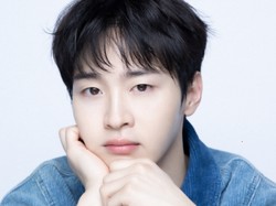 Potensi Jang Dong Yoon Kerja Bareng Sutradara Lovely Runner Potensi Jang Dong Yoon Kerja Bareng Sutradara Lovely Runner