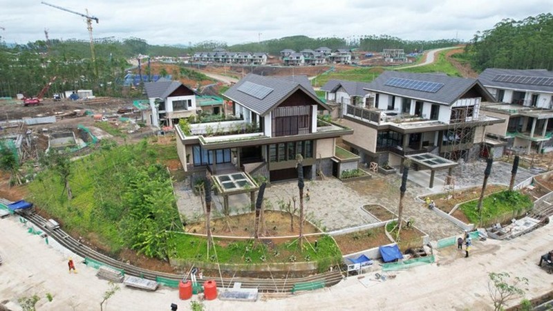 Kementerian PUPR, melalui Direktorat Jenderal Perumahan, mempercepat pembangunan 36 Rumah Tapak Jabatan Menteri di Kawasan Inti Pusat Pemerintahan (KIPP) IKN. (Dok. Kementerian PUPR) Kementerian PUPR, melalui Direktorat Jenderal Perumahan, mempercepat pembangunan 36 Rumah Tapak Jabatan Menteri di Kawasan Inti Pusat Pemerintahan (KIPP) IKN. (Dok. Kementerian PUPR)