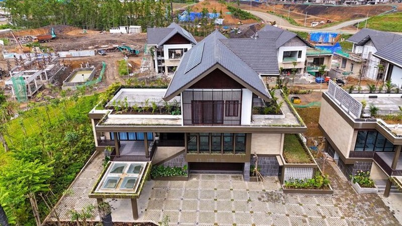 Kementerian PUPR, melalui Direktorat Jenderal Perumahan, mempercepat pembangunan 36 Rumah Tapak Jabatan Menteri di Kawasan Inti Pusat Pemerintahan (KIPP) IKN. (Dok. Kementerian PUPR) Kementerian PUPR, melalui Direktorat Jenderal Perumahan, mempercepat pembangunan 36 Rumah Tapak Jabatan Menteri di Kawasan Inti Pusat Pemerintahan (KIPP) IKN. (Dok. Kementerian PUPR)