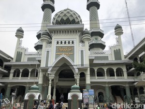 10 Masjid di Malang yang Bagikan Takjil Gratis, Cocok untuk Mahasiswa