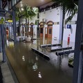 Dikepung Banjir, Stasiun Semarang Tawang Lumpuh Total