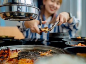 Banyakin Daging di AYCE Biar Nggak Rugi, Beneran Bikin Nggak Cepat Kenyang?
