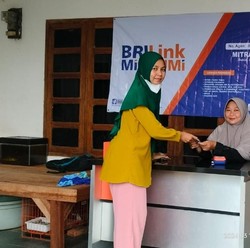 Agen Mitra UMi Asal Karawang Ini Sukses Bantu Ekonomi Warga Sekitar