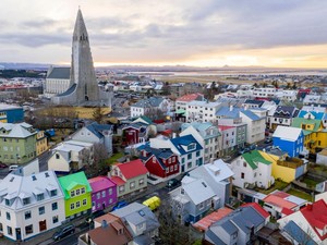Warganya Cuma Kerja 4 Hari dalam Seminggu, Ekonomi Islandia Makin Moncer