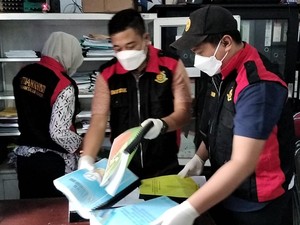 Kejari Geledah Dinkes-BPKAD Dompu Buntut Dugaan Korupsi Rp 8 Miliar