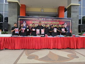 Tiga Pasutri Pengedar dan Pemakai Sabu di Gresik Diringkus