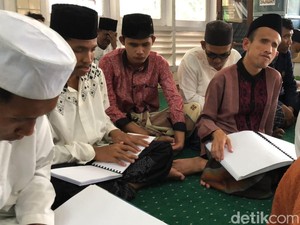 Semangat Puluhan Disabilitas Netra Ikuti Lomba Tilawatil Quran di Malang