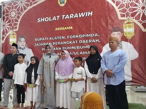 Bupati Klaten Hadiri Tarawih Keliling di Masjid Nurul Firdaus Jatinom