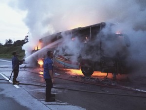 Bus Rosalia Indah Ludes Terbakar di Tol Semarang-Solo Wilayah Boyolali
