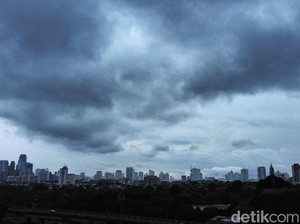 Posisi Terkini dan Dampak 3 Bibit Siklon Tropis yang Kepung RI