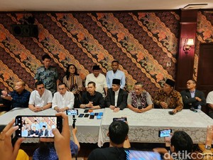 DPP-Dewan Pakar MKGR Gelar Rapat, Usul Airlangga Kembali Jadi Ketum Golkar