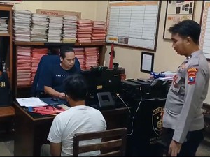 Maling di Probolinggo Dihajar Warga Usai Kepergok Curi Motor Pencari Kerang