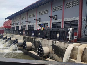 Tangani Banjir, Pemkot Semarang Akan Bersihkan Saluran Air dari Sampah