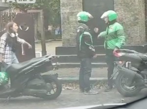 Viral Driver Ojol Ludahi Perempuan di Kota Malang