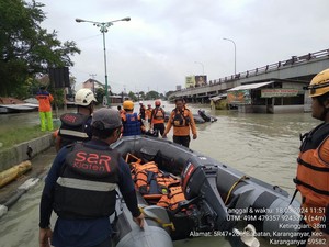 Bantu Penanganan Banjir Demak, BPBD Klaten Kirim Personel-Buat Dapur Umum