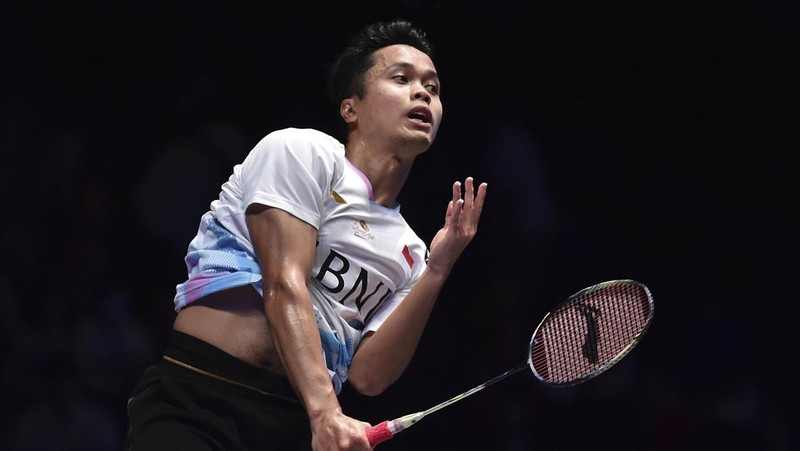 Pebulutangkis Indonesia Jonatan Christie juara All england 2024 di Utilita Arena, Birmingham, Inggris, Minggu (17/3/2024). (AP Photo/Rui Vieira)