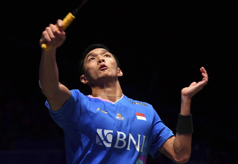 Pebulutangkis Indonesia Jonatan Christie juara All england 2024 di Utilita Arena, Birmingham, Inggris, Minggu (17/3/2024). (AP Photo/Rui Vieira) Pebulutangkis Indonesia Jonatan Christie juara All england 2024 di Utilita Arena, Birmingham, Inggris, Minggu (17/3/2024). (AP Photo/Rui Vieira)