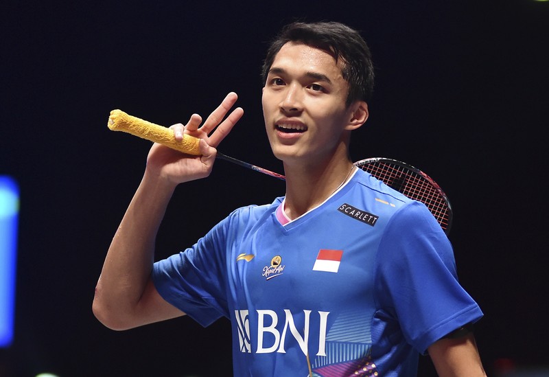 Pebulutangkis Indonesia Jonatan Christie juara All england 2024 di Utilita Arena, Birmingham, Inggris, Minggu (17/3/2024). (AP Photo/Rui Vieira) Pebulutangkis Indonesia Jonatan Christie juara All england 2024 di Utilita Arena, Birmingham, Inggris, Minggu (17/3/2024). (AP Photo/Rui Vieira)