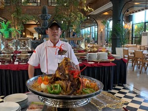 Berbuka Puasa dengan Menu Kambing Duduk Khas Timur Tengah di Bali