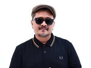Sosok Ade Paloh Vokalis Sore Sekaligus Caleg DPRD DKI di Mata NasDem