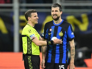 Francesco Acerbi Bantah Lakukan Rasisme ke Juan Jesus
