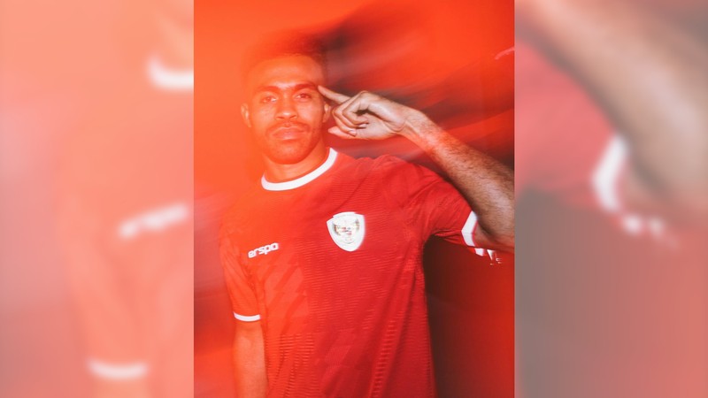 Jersey terbaru Timnas Indonesia 2024 yang di produksi oleh Erigo Sport atau ESPRO. (Instagram @erspo.official)